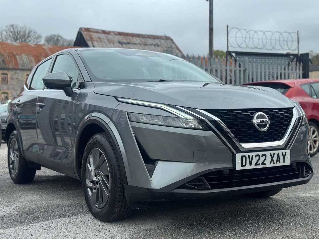 Nissan Qashqai 1.3 Qashqai Acenta Premium Dig-t Mhev DV22XAY Grey