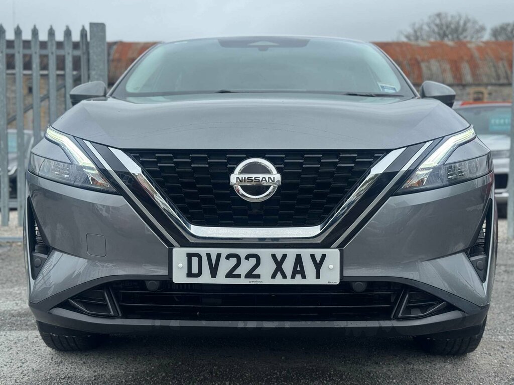 Nissan Qashqai 1.3 Qashqai Acenta Premium Dig-t Mhev DV22XAY Grey #2