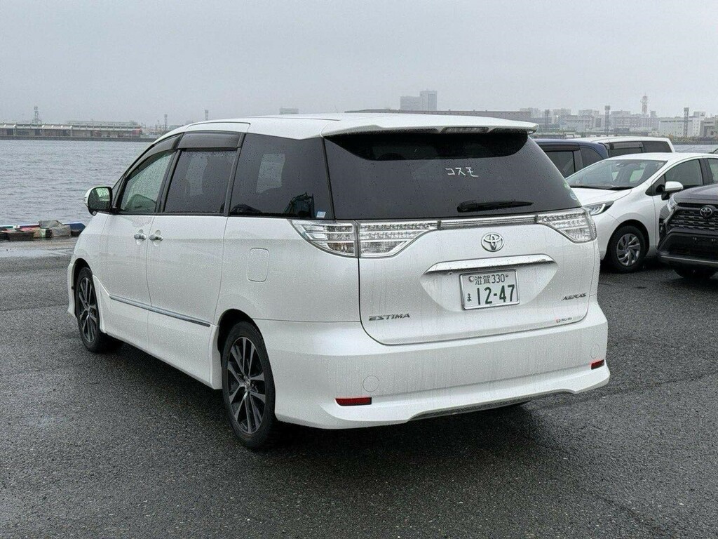 Toyota Estima 2.4 Aeras Premium Edition -7 Seater- Twin Power Do #6