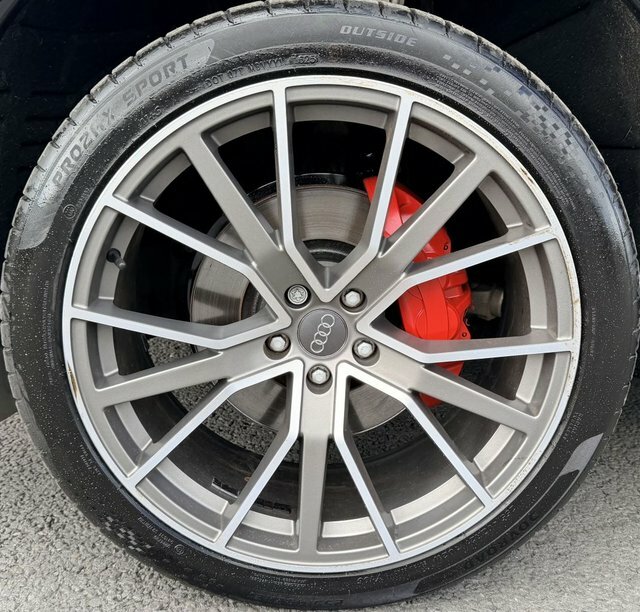 Audi Q5 2.0 Tdi 40 S YF23OCY Black #6