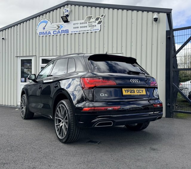 Audi Q5 2.0 Tdi 40 S YF23OCY Black #3