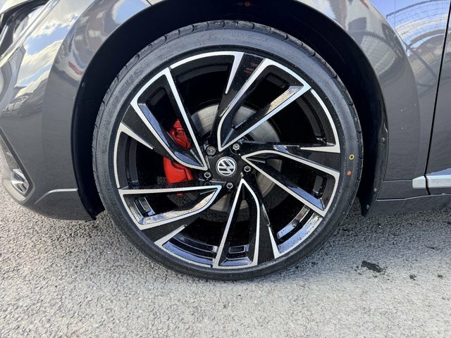 Volkswagen Arteon 2.0 Tdi R-line Fastback Grey #4