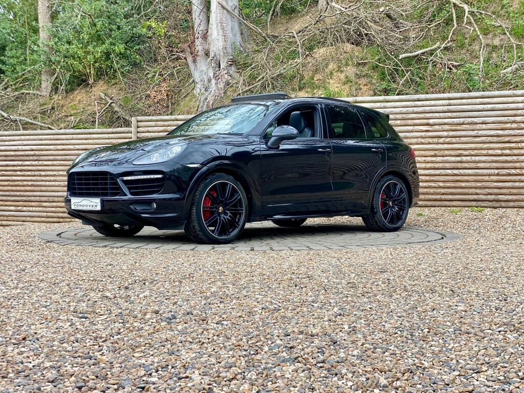 Porsche Cayenne Suv LD63HAU Black #4