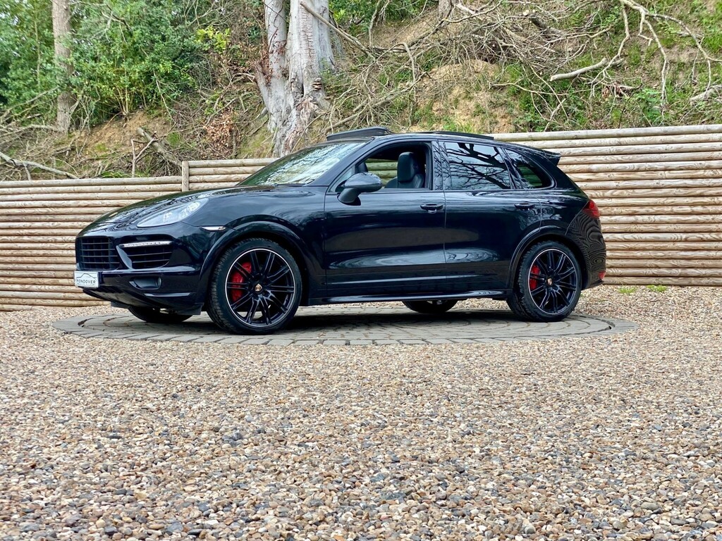 Porsche Cayenne Suv LD63HAU Black #6