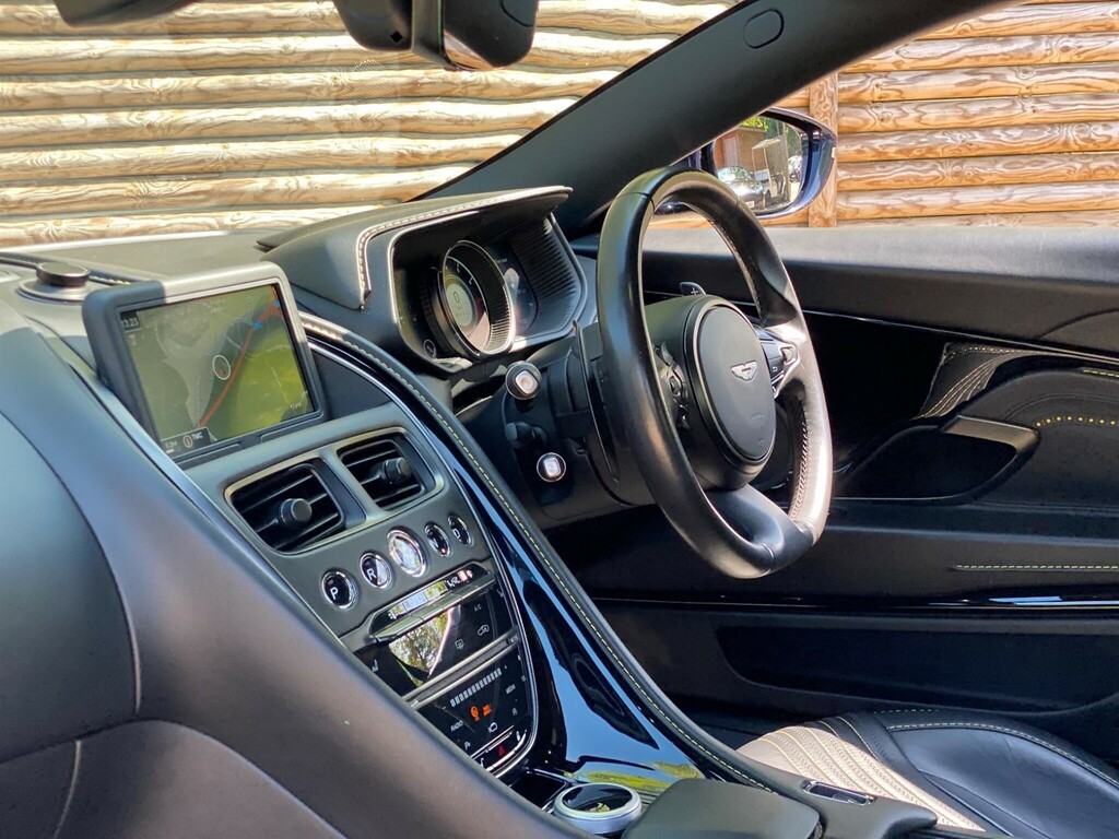 Aston Martin DB11 Coupe Black #2