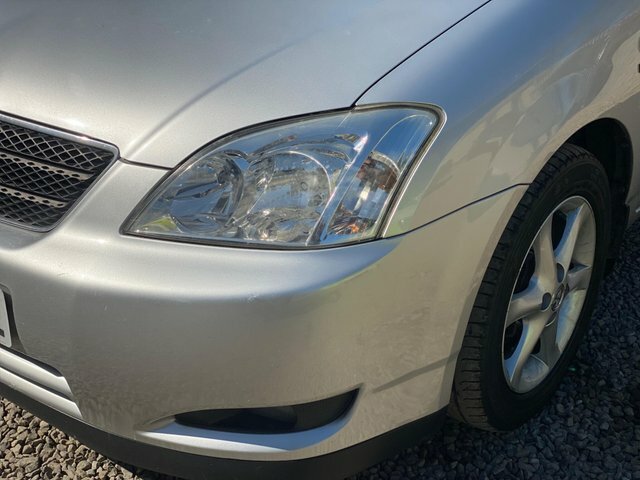 Toyota Corolla Hatchback 1.6 Vvt-i T3 200251 Black #24