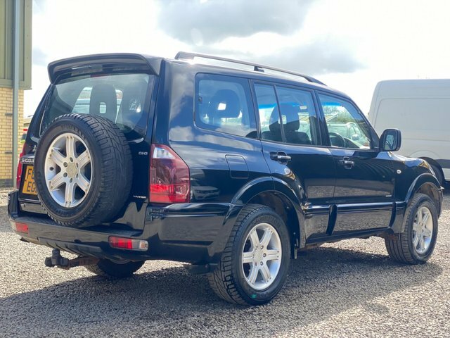 Mitsubishi Shogun 3.2 Di-d Warrior Black #4