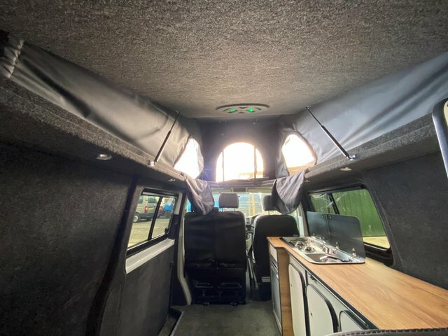 Volkswagen Transporter With Popup Roof-rockroll-hob-sink DV66ONX #5