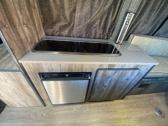 Volkswagen Crafter 2.5 Bluetdi Medium High Silver #50