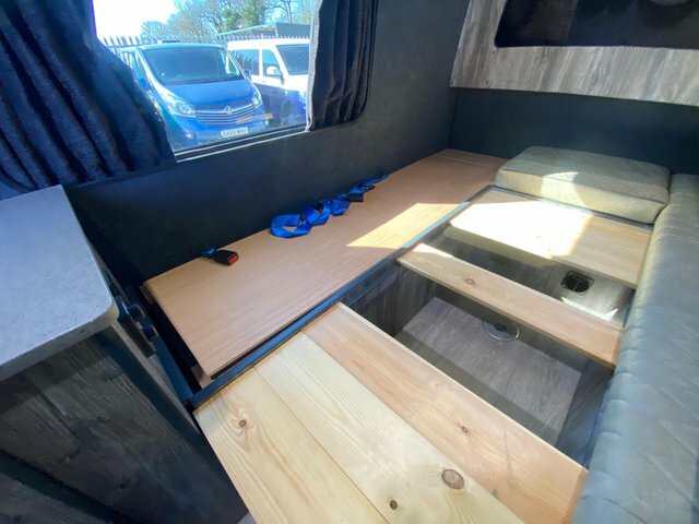 Volkswagen Crafter 2.5 Bluetdi Medium High Silver #76