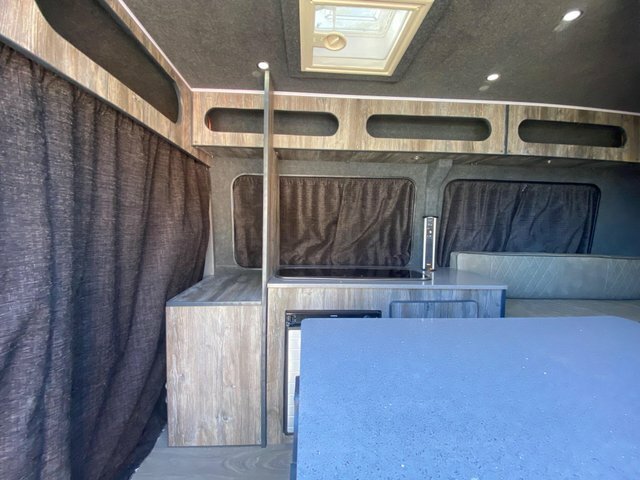 Volkswagen Crafter 2.5 Bluetdi Medium High Silver #17
