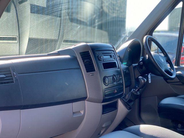 Volkswagen Crafter 2.5 Bluetdi Medium High Silver #81