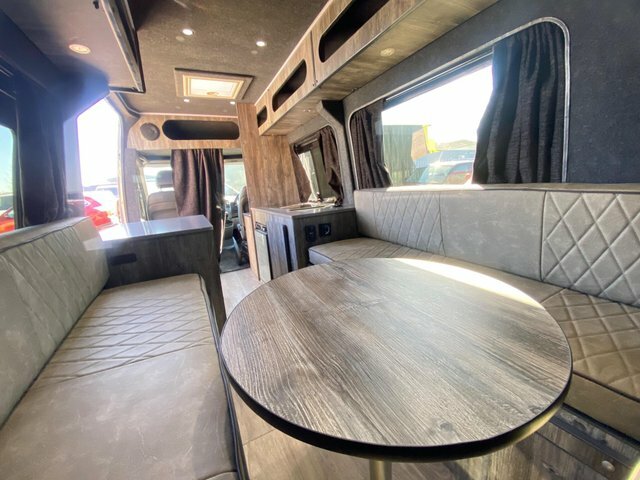 Volkswagen Crafter 2.5 Bluetdi Medium High Silver #69