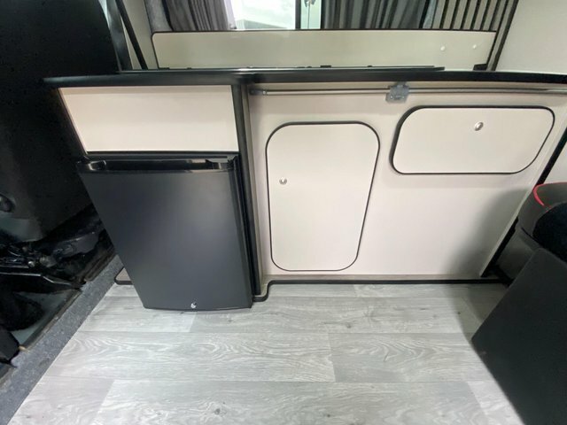 Renault Trafic 1.6 Cdti Kitchensinksolarhobrockroll YR64ZZD Red #5