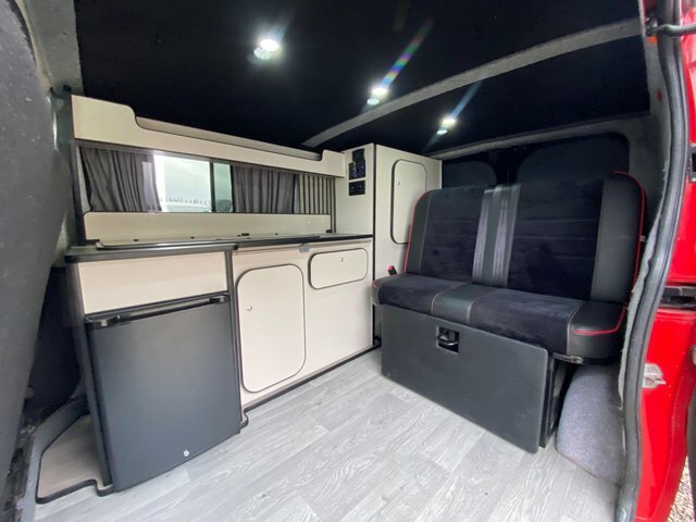 Renault Trafic 1.6 Cdti Kitchensinksolarhobrockroll YR64ZZD Red #2