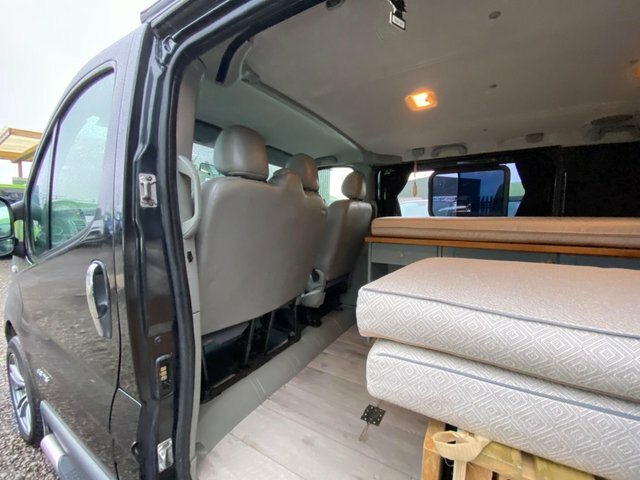 Renault Trafic 2.0 Dci With Black #6