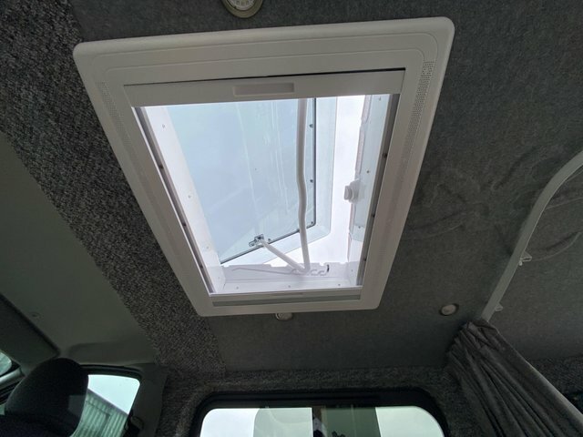 Renault Trafic 2.0 Dci Kitchensinksolarhobdouble Bed LV14UYM Silver #6
