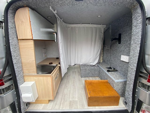 Renault Trafic 2.0 Dci Kitchensinksolarhobdouble Bed LV14UYM Silver #3