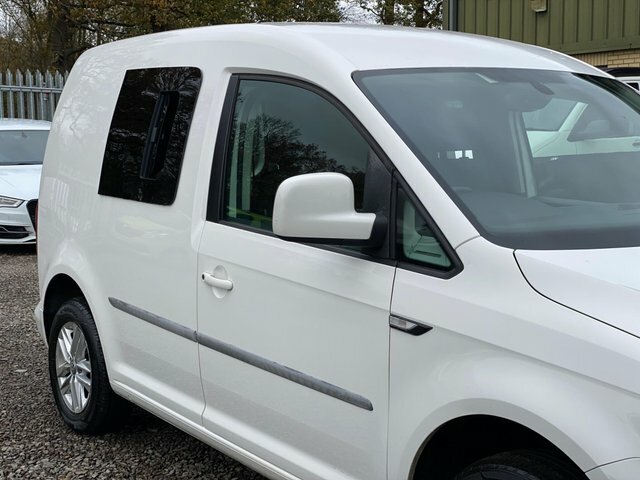 Volkswagen Caddy Camper 2.0 Tdi Bluemotion Tech 75Ps Camper Conversion White #33
