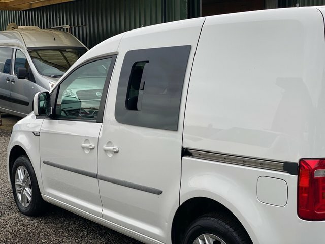 Volkswagen Caddy Camper 2.0 Tdi Bluemotion Tech 75Ps Camper Conversion White #37