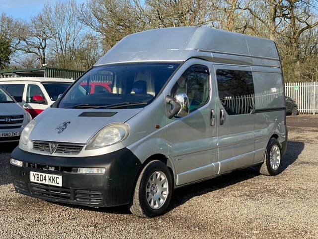 Vauxhall Vivaro Mpv White #9