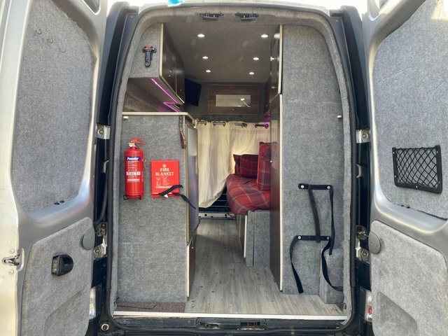 Vauxhall Vivaro Mpv White #16