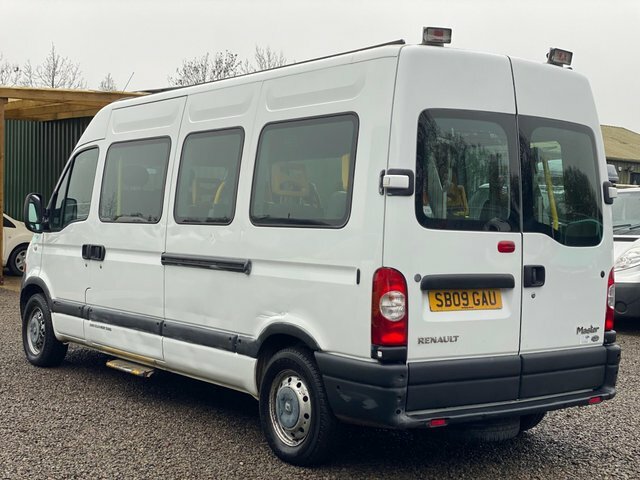Renault Master 2.5 Td Dci 35 Fwd L3 H2 White #3