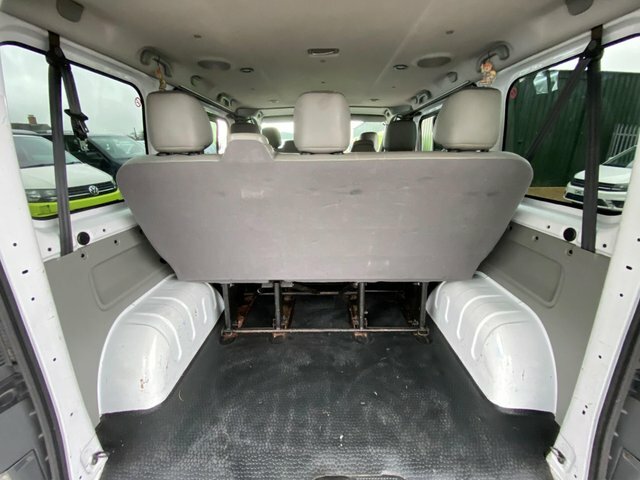 Vauxhall Vivaro Panel Van Silver #15