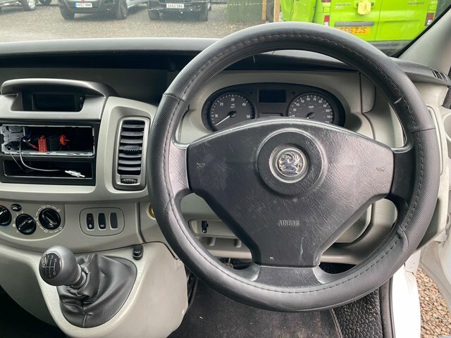 Vauxhall Vivaro Panel Van Silver #37