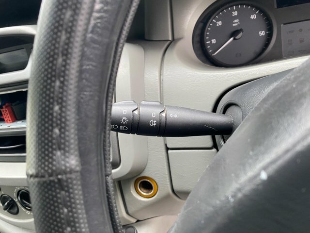 Vauxhall Vivaro Panel Van Silver #35