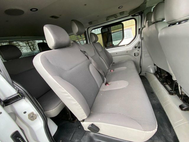 Vauxhall Vivaro Panel Van Silver #11