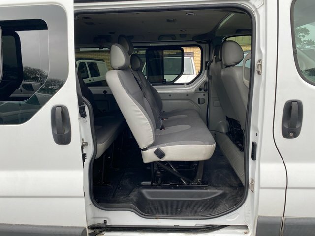Vauxhall Vivaro Panel Van Silver #40