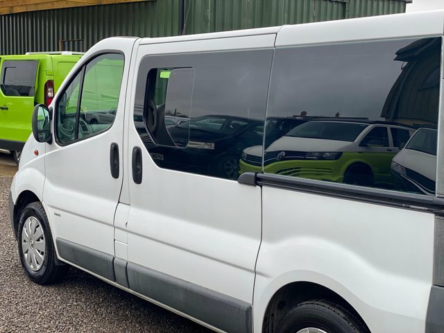 Vauxhall Vivaro Panel Van Silver #29