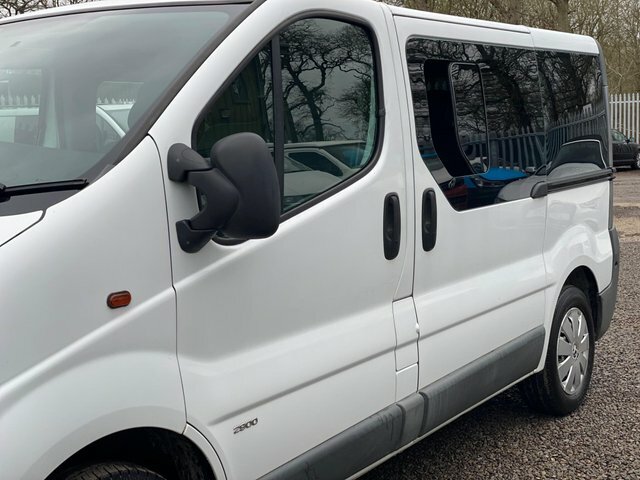 Vauxhall Vivaro Panel Van Silver #27