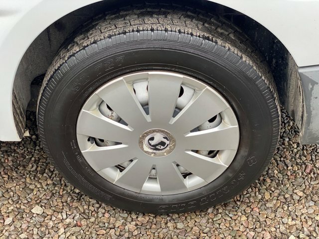 Vauxhall Vivaro Panel Van Silver #19