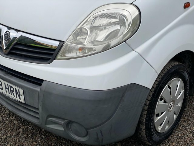 Vauxhall Vivaro Panel Van Silver #26