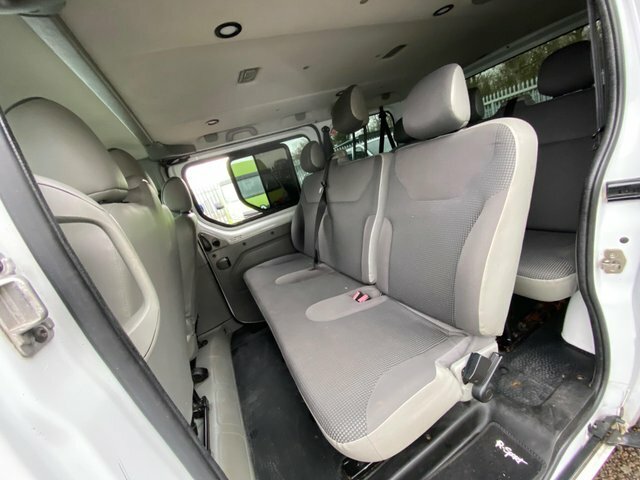 Vauxhall Vivaro Panel Van Silver #17