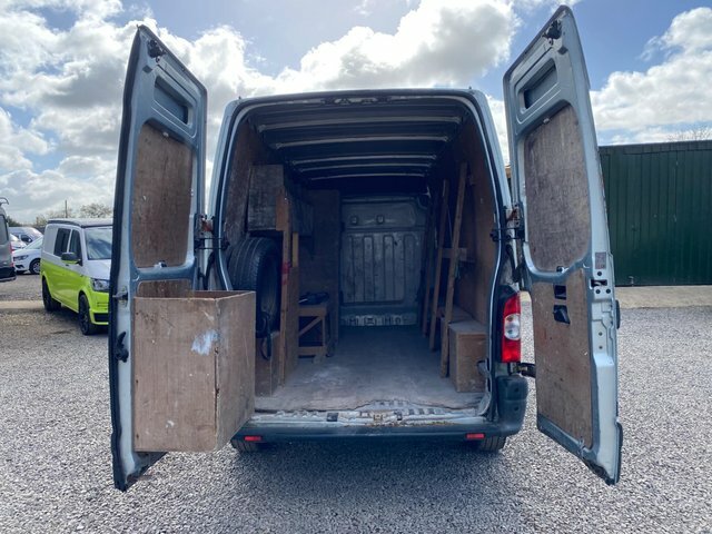 Renault Master 2.5 Td Dci 33 Fwd L2 H2 White #7