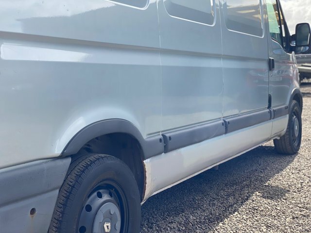 Renault Master 2.5 Td Dci 33 Fwd L2 H2 White #24