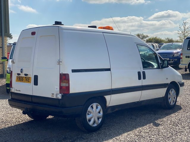 Fiat Scudo 2.0 Jtd 8V Sx YB06TKE White #4