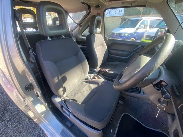 Suzuki Jimny 1.3 O2 Silver #2