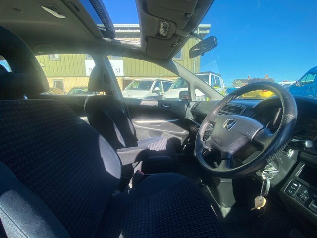 Honda Stream 2.0 I-vtec Se Sport Grey #6