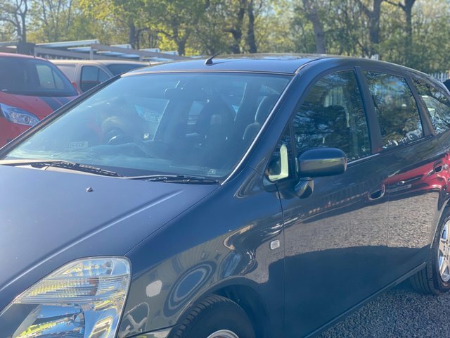 Honda Stream 2.0 I-vtec Se Sport Silver #20