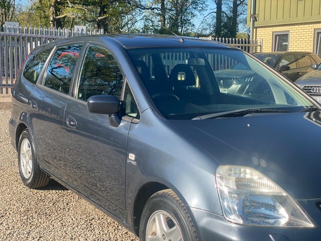 Honda Stream 2.0 I-vtec Se Sport Silver #18