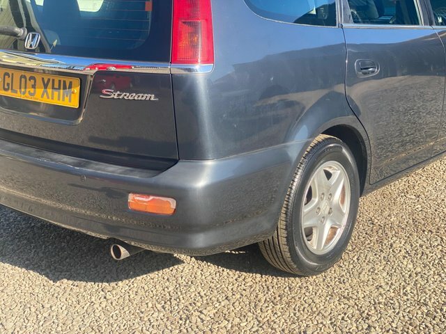 Honda Stream 2.0 I-vtec Se Sport Silver #25