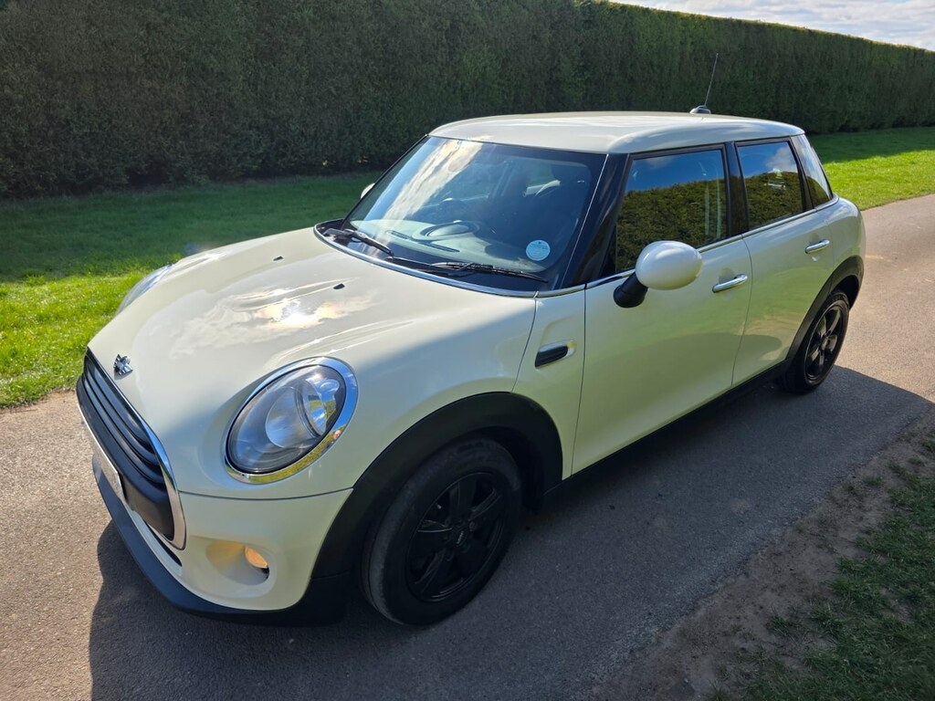 Mini Hatch 1.5 One D RA66DGV White #3