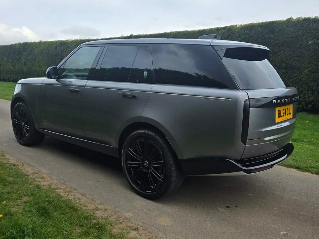 Land Rover Range Rover 3.0 D300 Se BL24DJJ #5