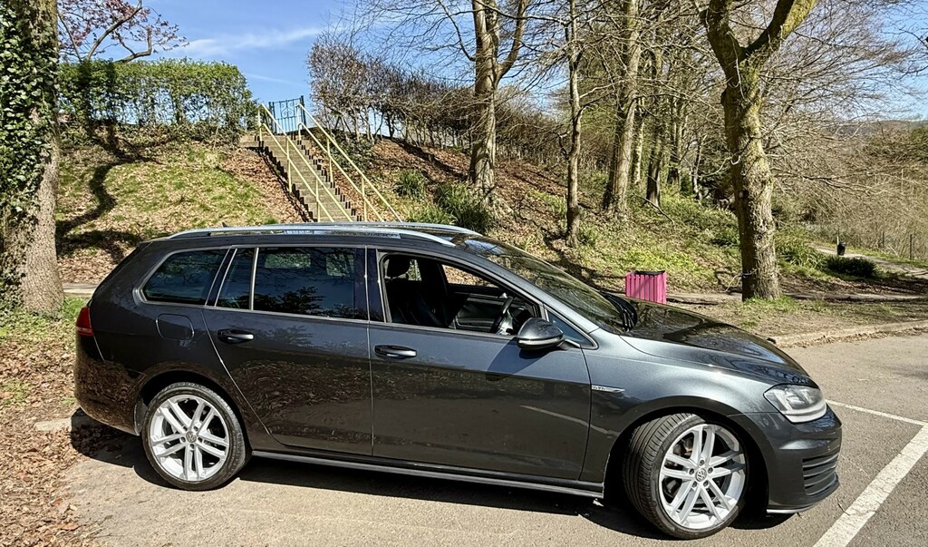 Volkswagen Golf Estate 2.0Gtd Estate1ownervw-beltdone-fsh-leath KY66MHK Grey #2