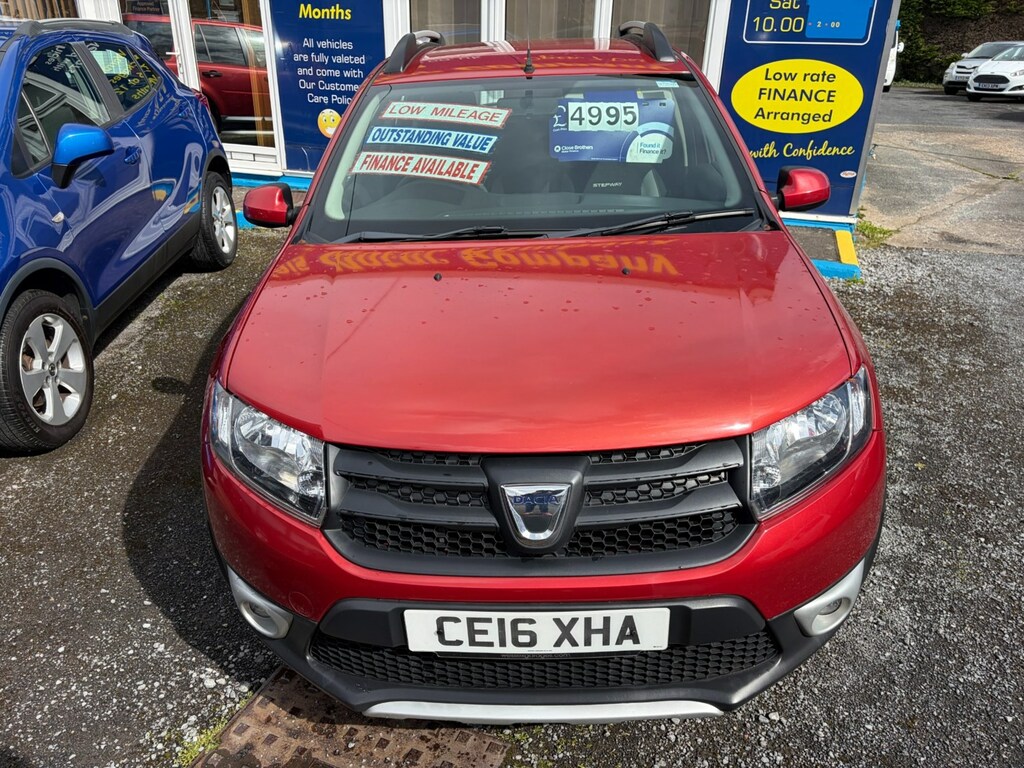 Dacia Sandero Stepway 0.9 Tce Ambiance Start Stop Red