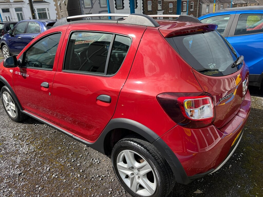 Dacia Sandero Stepway 0.9 Tce Ambiance Start Stop CE16XHA Red #3